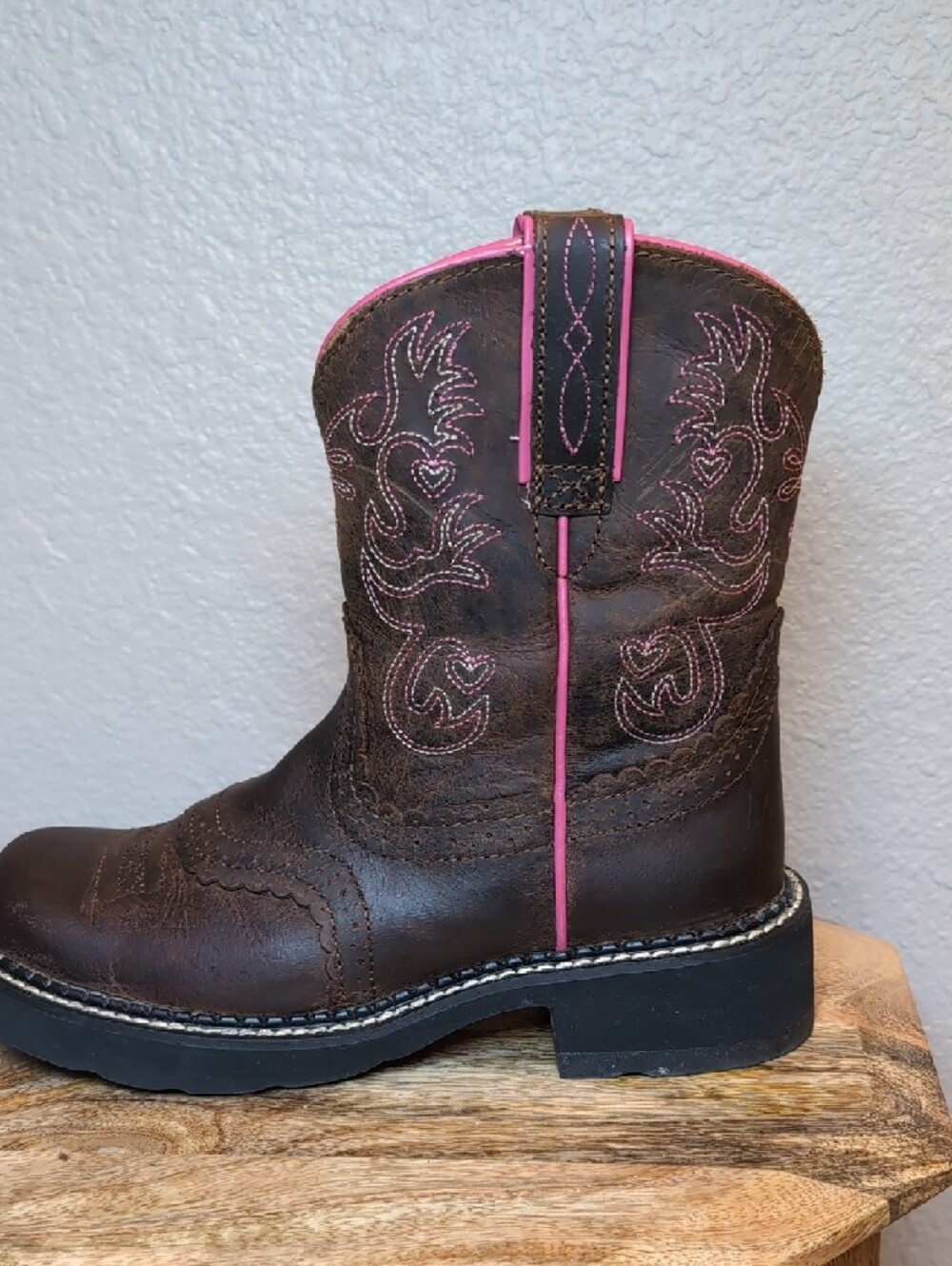 Ariat Fat Baby Leather Cowboy Boots with Pink Trim - Picture 4 of 10